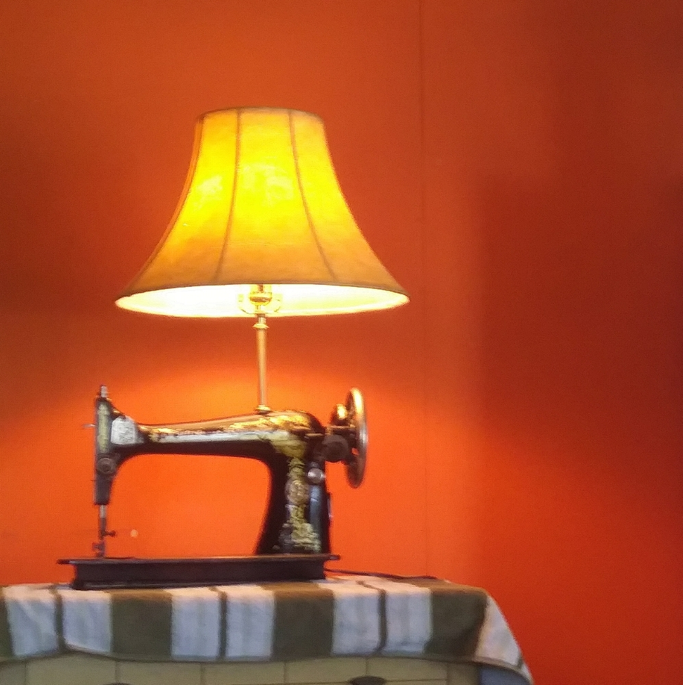 1903 singer functional art lamp